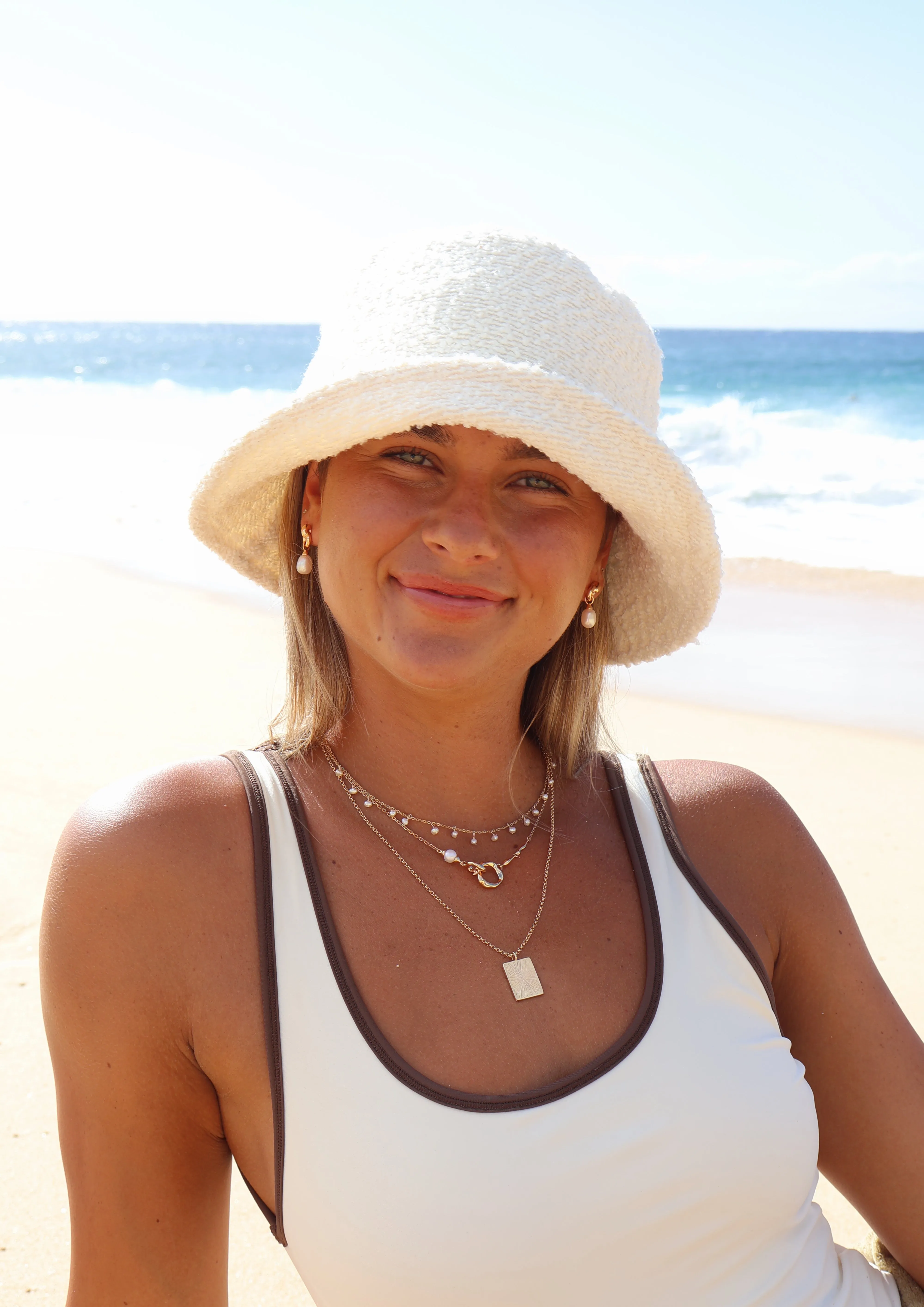 Dainty Pearl Drop Earrings